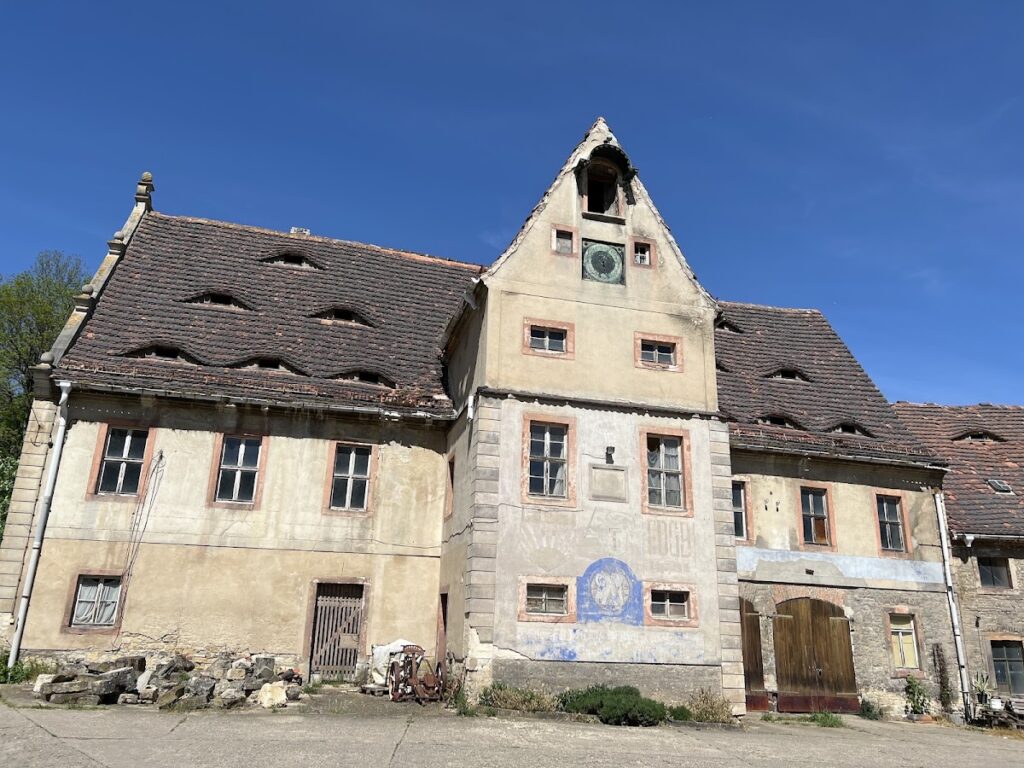 Wasserschloss St. Ulrich: A Water-Enclosed Manor Estate in Germany 3 Wasserschloss St. Ulrich