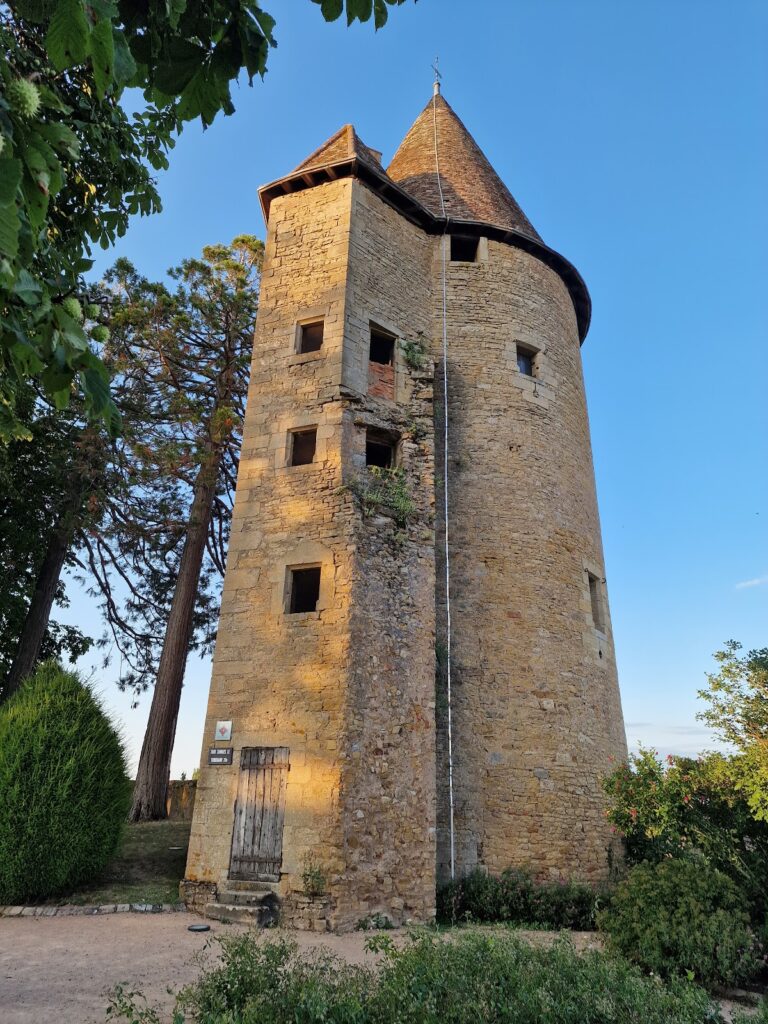 Château de Charles-le-Téméraire, Charolles: Medieval castle and seat of the Charolais châtellenie