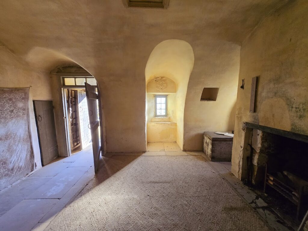 Coxton Tower: A Late-Sixteenth-Century Tower House in Scotland 2 Coxton Tower