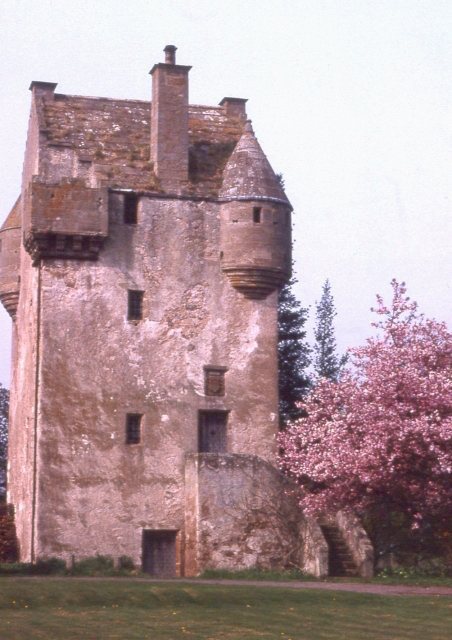Coxton Tower: A Late-Sixteenth-Century Tower House in Scotland