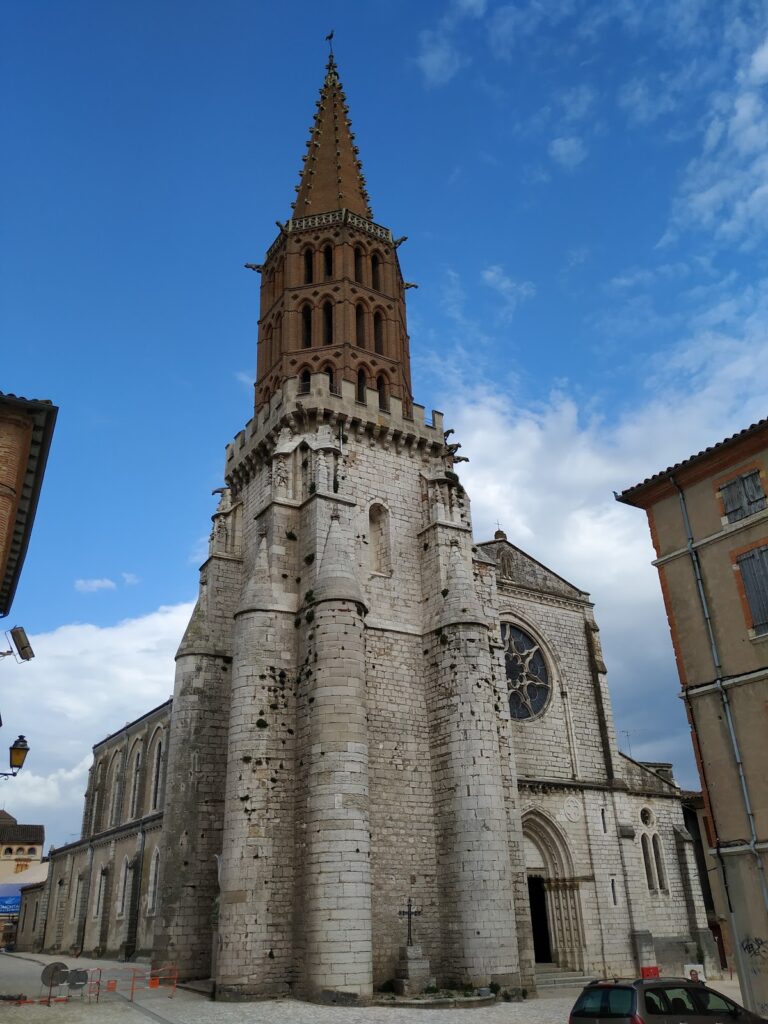 Tour d'Arles: A Medieval Tower House in Caussade, France 2 Tour d'Arles
