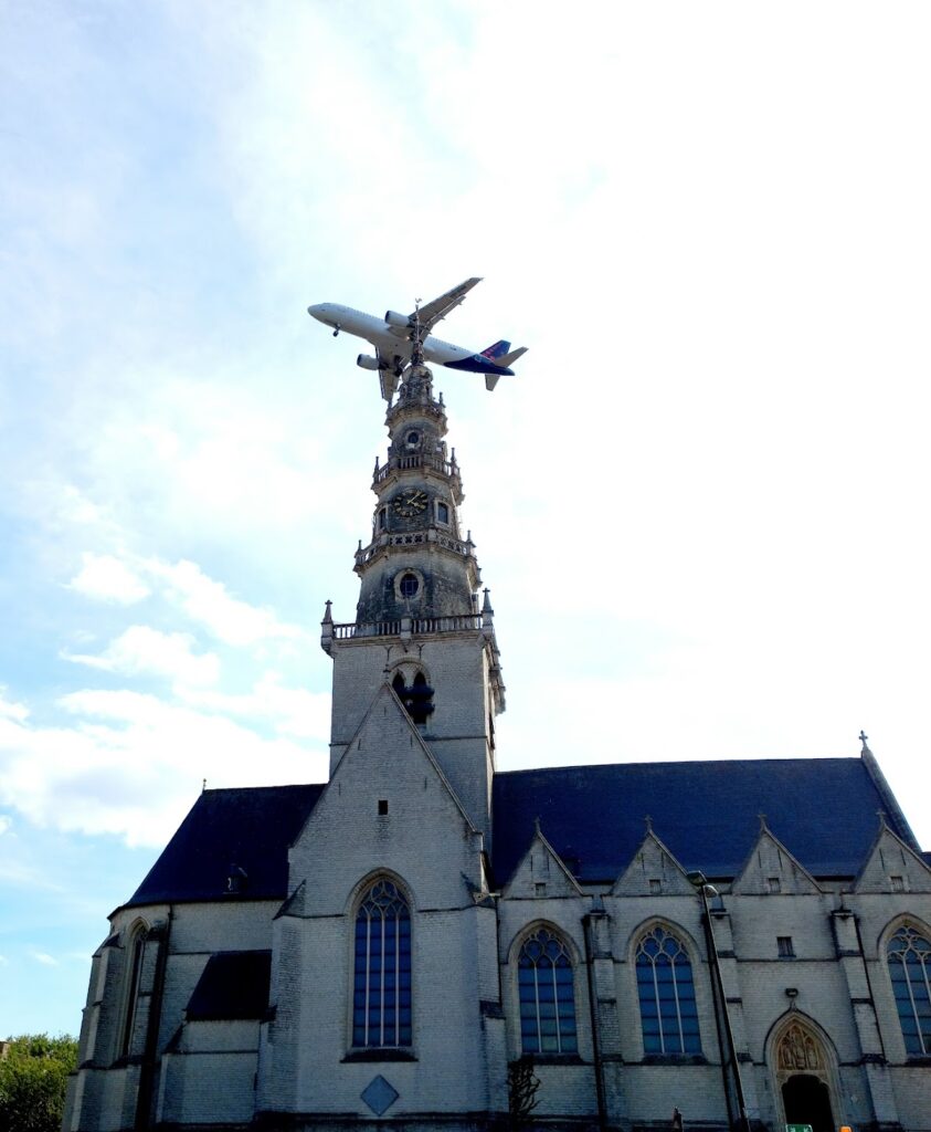 Château Marga: A Moated Castle and Cultural Centre in Diegem, Belgium 2 Château Marga
