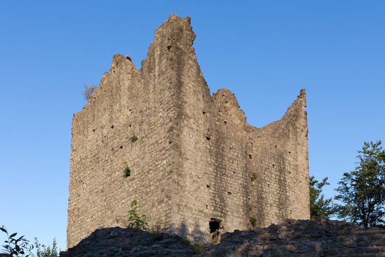 Montsalvens Castle: A Medieval Castellany Fortress in Switzerland