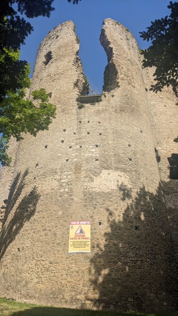 Château d'Étampes: A Royal Fortress and the Tour de Guinette 2 Château d'Étampes