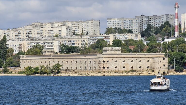 Mikhailovskaya Battery: A Casemated Coastal Fortification and Museum in Sevastopol