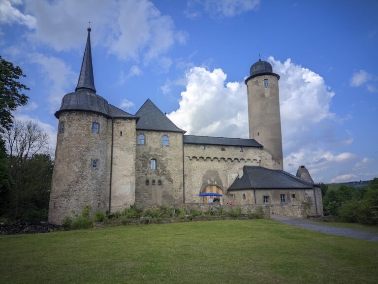 Burg Denstedt: A Sixteenth-Century Castle and Noble Estate in Germany