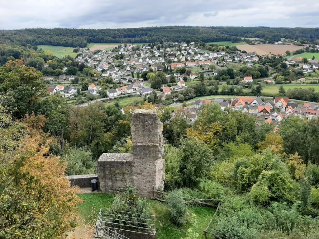 Krukenburg: A Hilltop Castle Ruin in Germany 4 Krukenburg