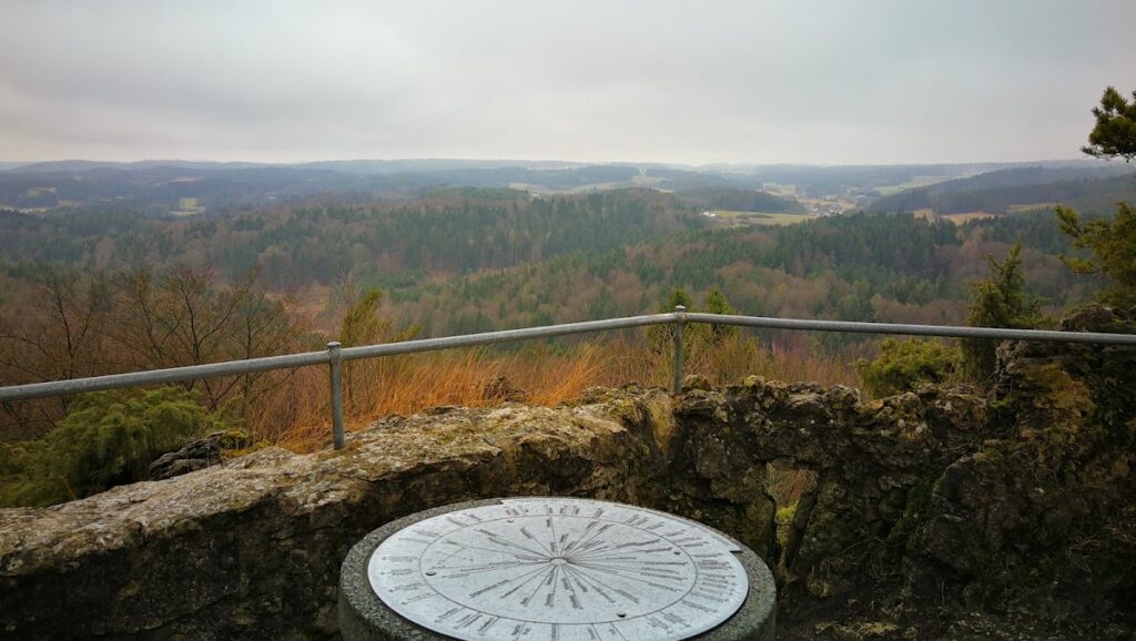 Leienfels Castle Ruins: A Late-Medieval Hill Castle in Germany 3 Burgruine