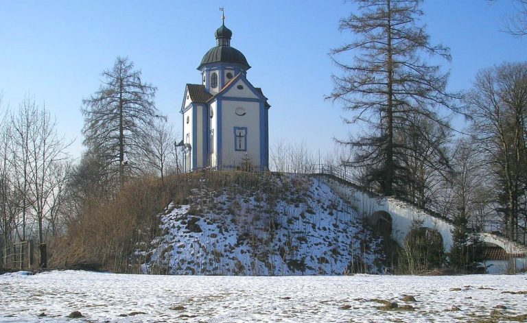 Burgstall Kissing: A High-Medieval Motte and Castle Site in Germany