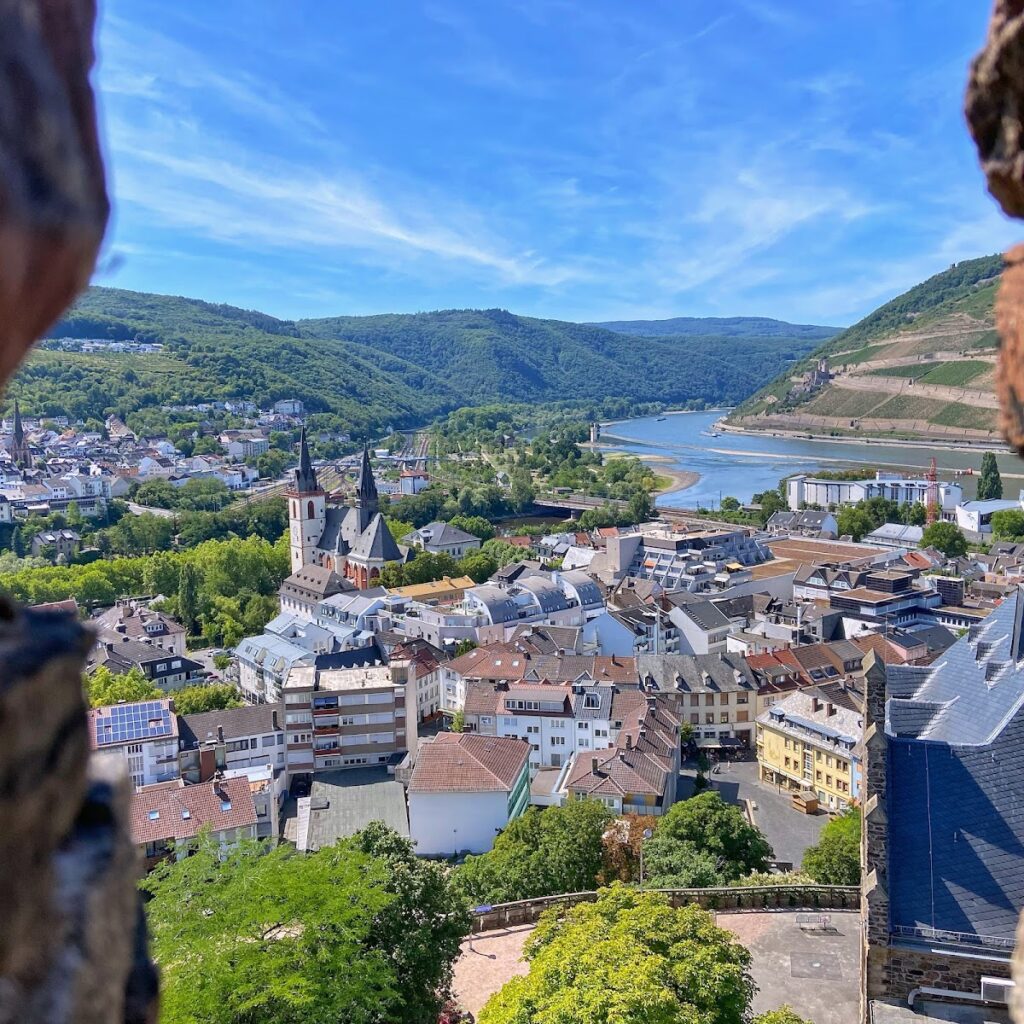 Klopp Castle: A Medieval Fortress and Municipal Landmark in Germany 4 Klopp Castle