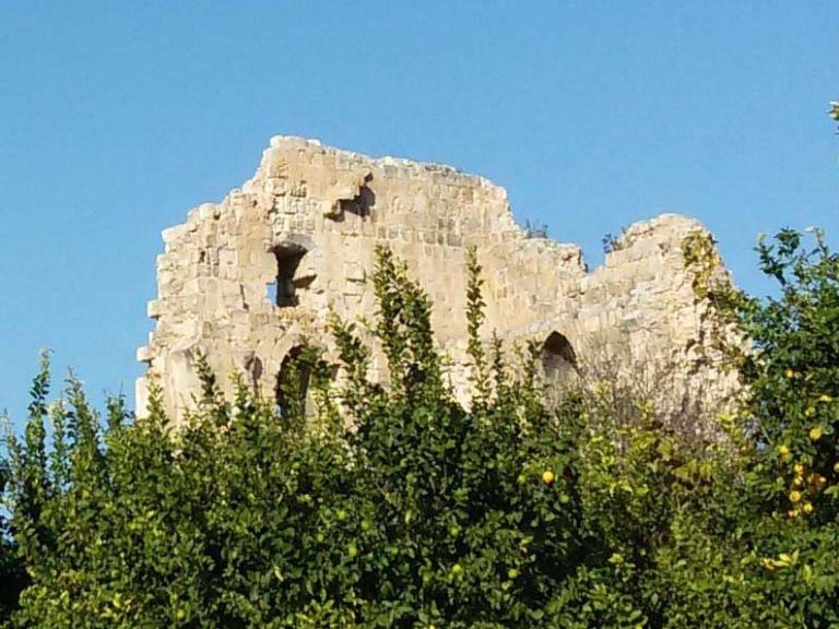 Tece Castle: A Late Roman or Cilician Armenian Fortress in Türkiye