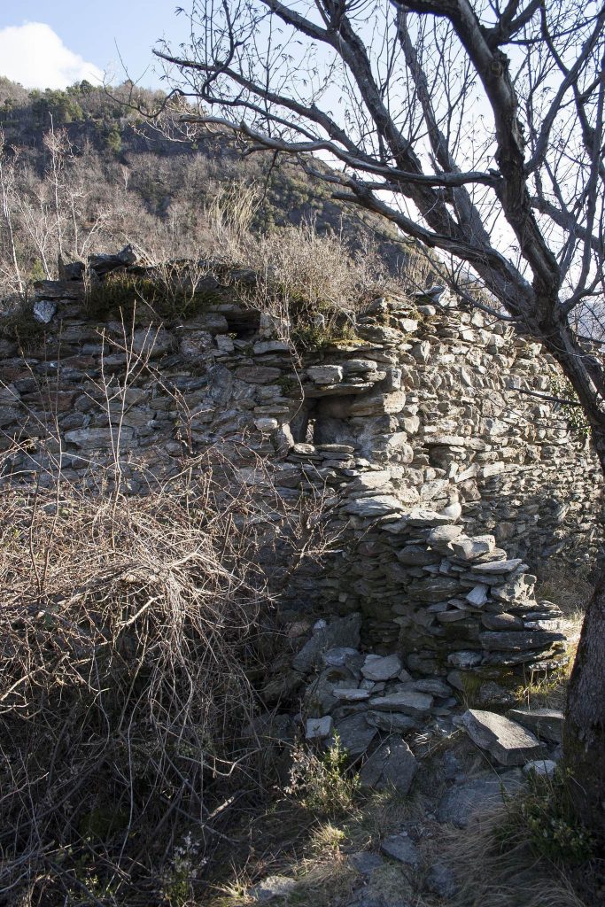 Castelvedro: A Medieval Lake Como Fortification in Italy 2 Castelvedro