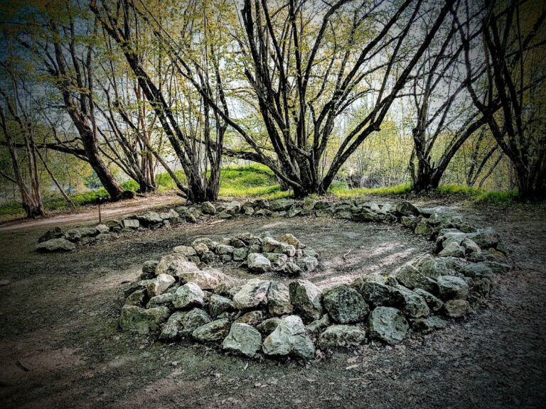 Burgstall Parsberg: A Medieval Tower-Mound Castle Site in Germany