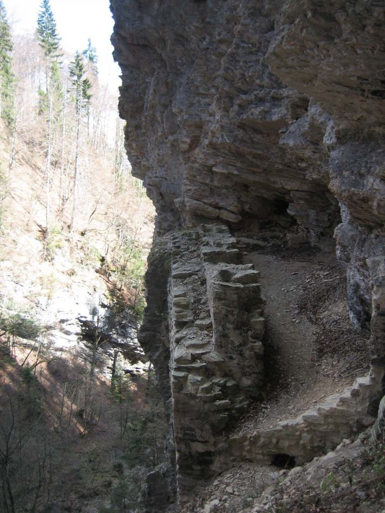 Rappenstein Castle: A High-Medieval Cave Castle in Switzerland 2 Rappenstein Castle