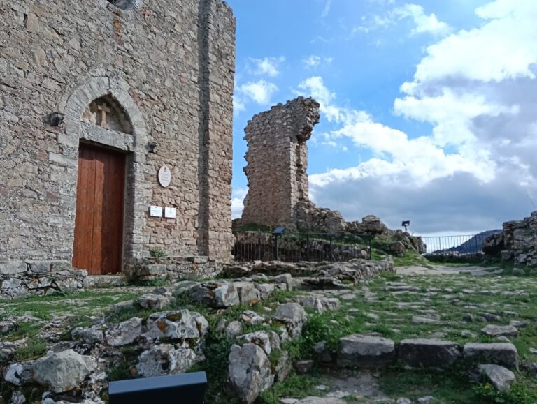 Castello di Geraci: A Norman Fortress in Sicily