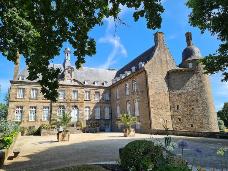 Château de Flers: A Historic Château and Municipal Museum in France