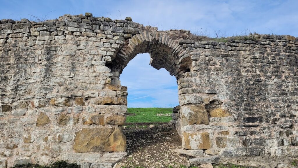 Harmantepe Castle: A Byzantine Frontier Fortress in Türkiye 2 Harmantepe Castle