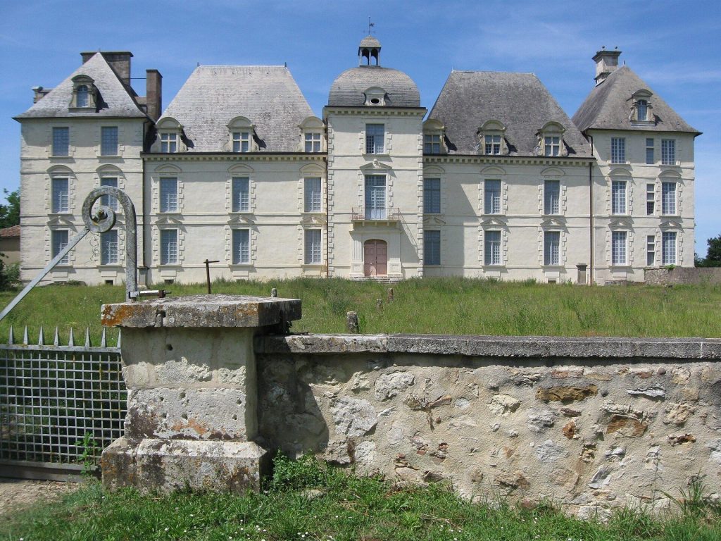 Château de Poyanne: A Historic Château in France 1 Château de Poyanne