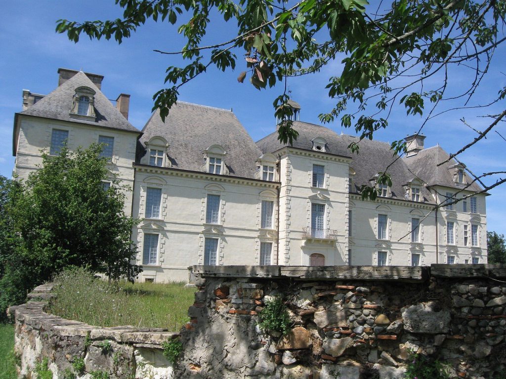 Château de Poyanne: A Historic Château in France 2 Château de Poyanne