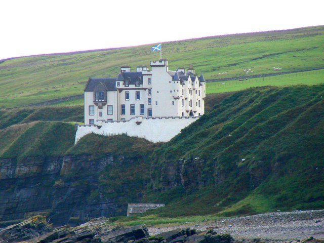 Dunbeath Castle: A Seventeenth-Century Castle in Caithness