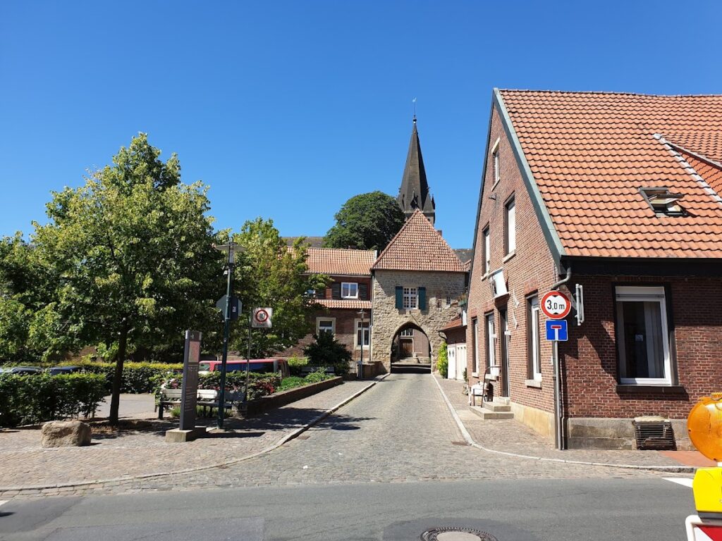 Burg Nienborg: A Medieval Prince-Bishop’s Castle in Germany 2 Burg Nienborg
