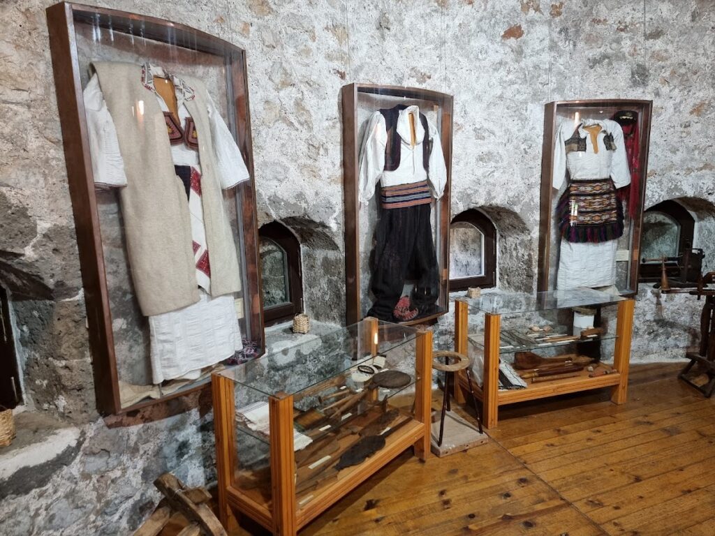 Travnik Castle: A Medieval Fortress in Bosnia and Herzegovina 4 Travnik Castle
