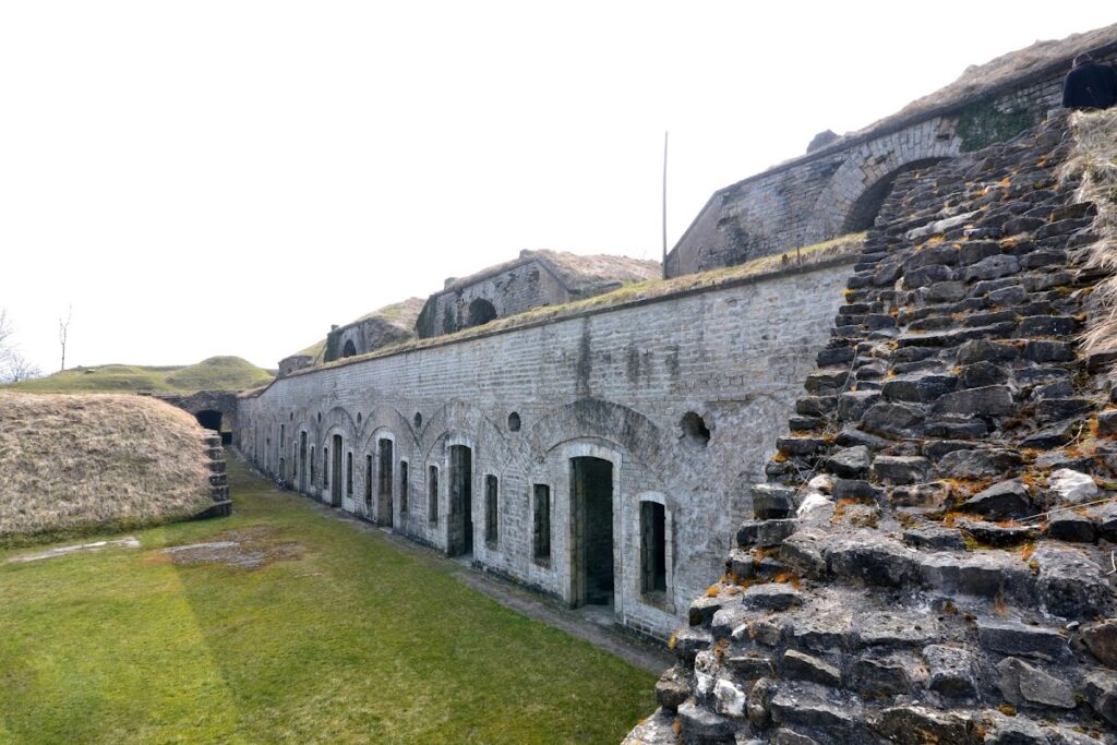 Fort des Basses Perches: An Early Séré de Rivières Fort at Danjoutin 1 Fort des Basses Perches