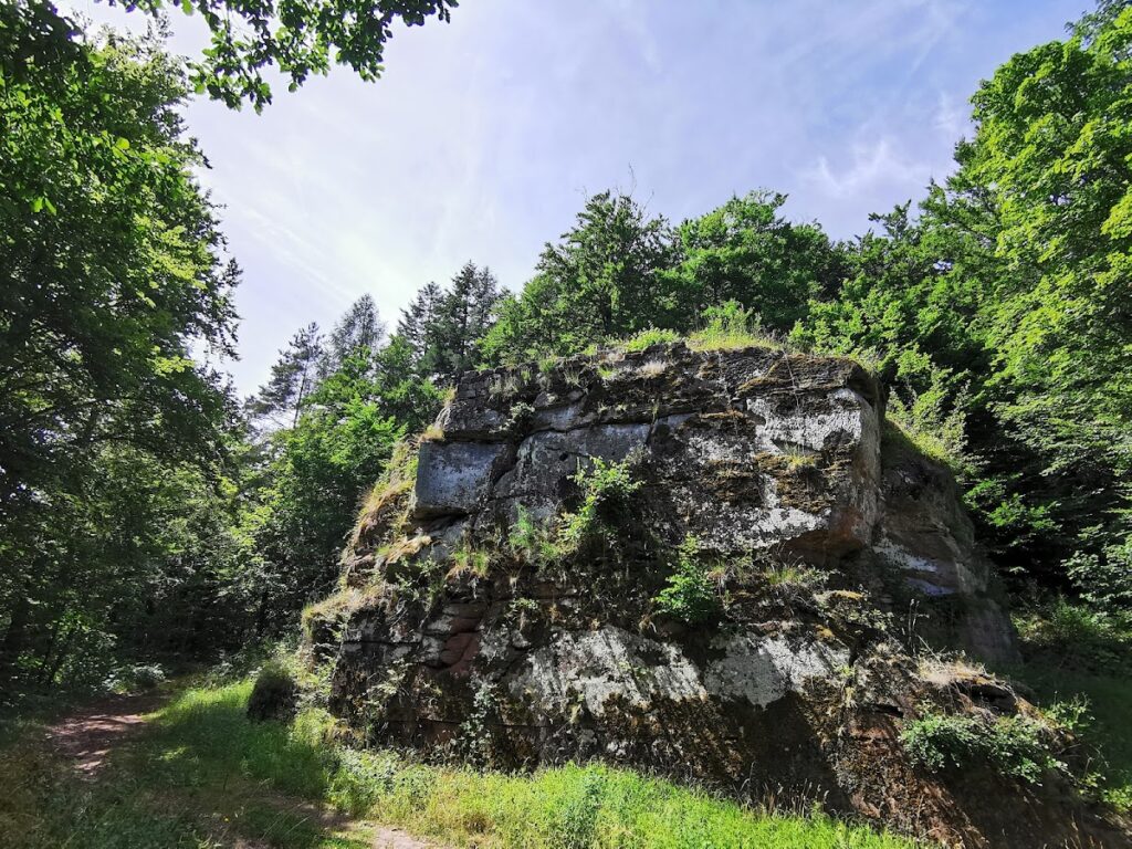 Breitenstein Castle: A Medieval Hill-and-Rock Fortress in Germany 2 Breitenstein Castle