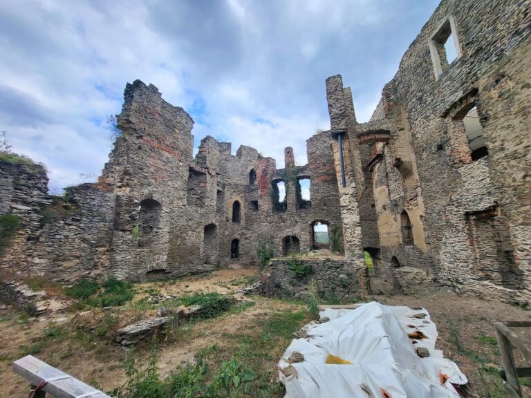 Burg Dalberg: A Medieval Hilltop Castle Ruin in Germany