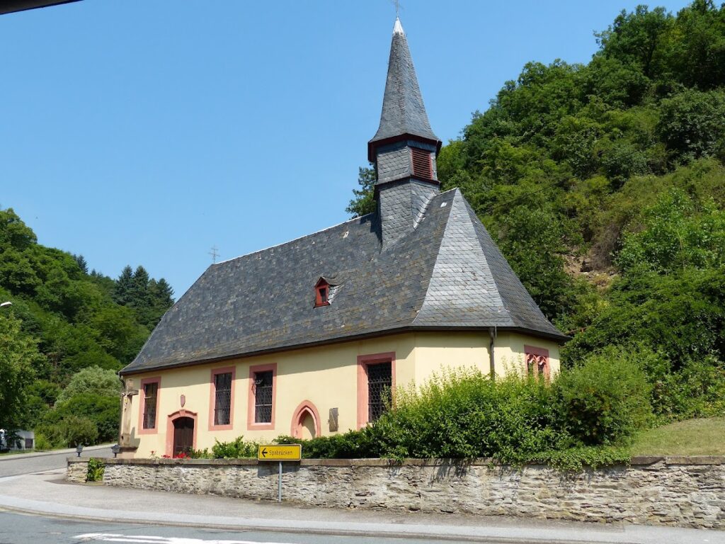 Burg Dalberg: A Medieval Hilltop Castle Ruin in Germany 4 Burg Dalberg