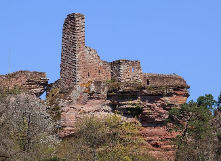 Castle Grafendahn: A Medieval Rock Castle Ruin in Germany