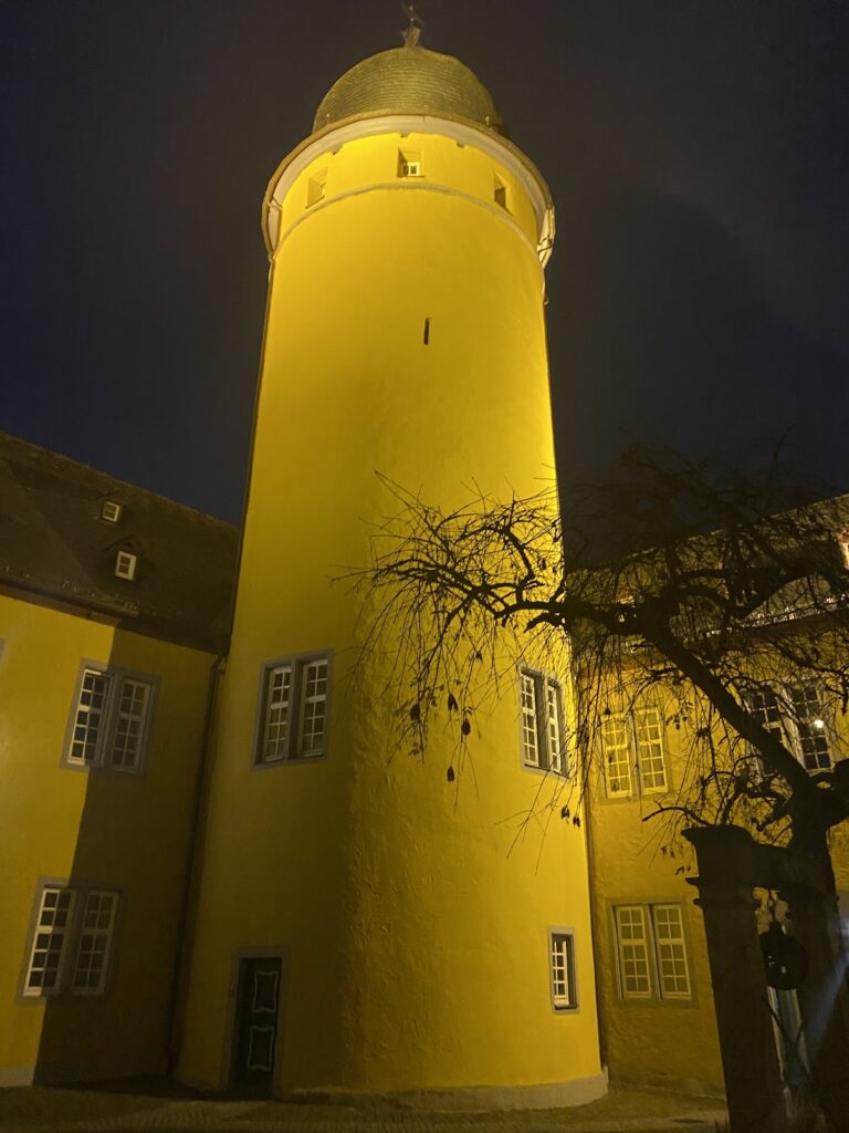 Montabaur Castle: An Episcopal Residence and Modern Management Centre 2 Montabaur Castle