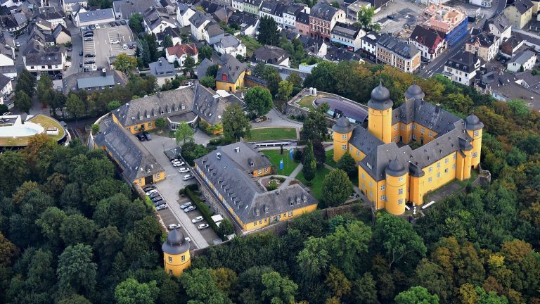 Montabaur Castle: An Episcopal Residence and Modern Management Centre