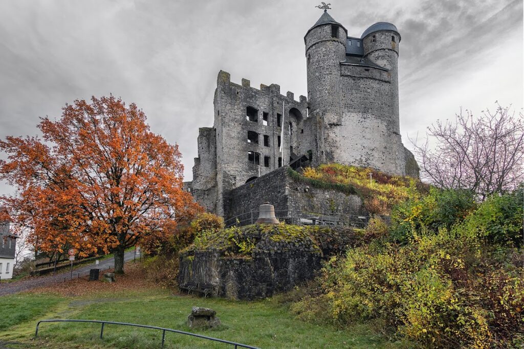 Greifenstein Castle: A Medieval Hilltop Fortress in Germany 2 Greifenstein Castle
