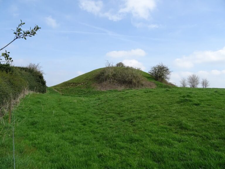 Castle Gresley: A Medieval Motte-and-Bailey Castle in Derbyshire