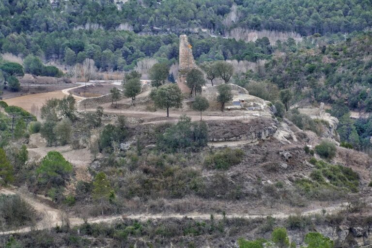 Castell de Calders: A Medieval Fortification in Catalonia