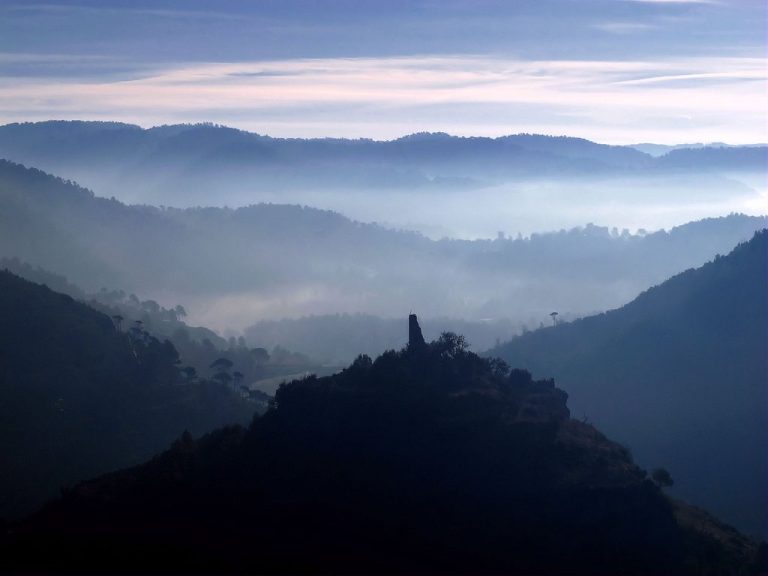 Castell de Calders: A Medieval Fortification in Catalonia