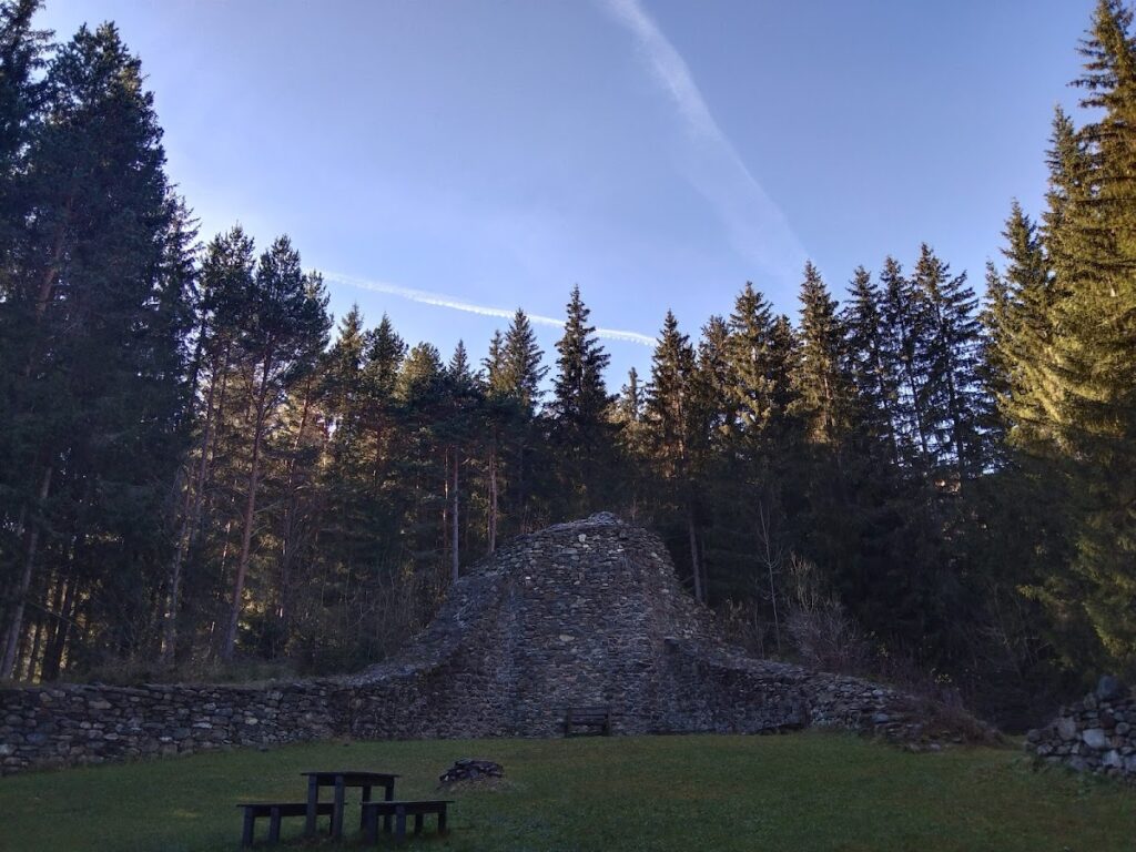 Burgruine Thurnschall: A Medieval Hilltop Castle Ruin in Austria 2 Burgruine Thurnschall