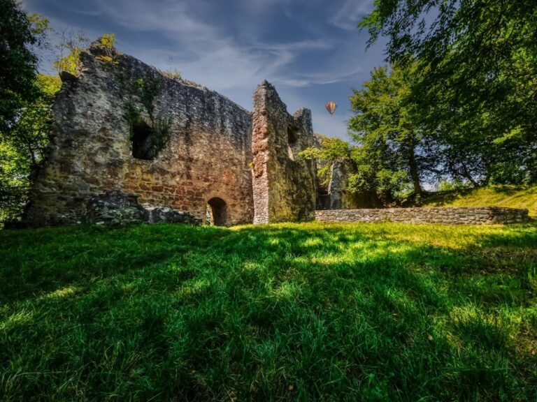 Homburg (Stahringen): A Medieval Hilltop Castle in Germany