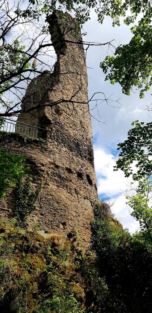 Burgruine Sommerau: A Medieval Spur Castle in Germany 5 Burgruine Sommerau