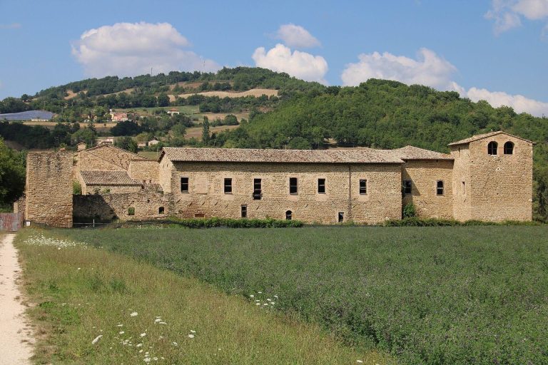 Beldiletto Castle: A Da Varano Fortress and Renaissance Residence in Italy