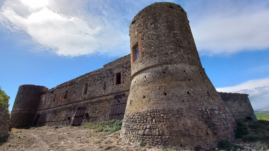 Castello di Dragonara: Medieval Fortress and Fortified Farmstead in Italy 1 Castello di Dragonara