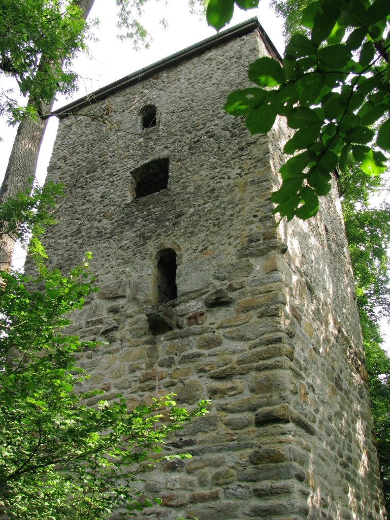 Burgruine Praßberg: A Medieval Hilltop Castle in Germany