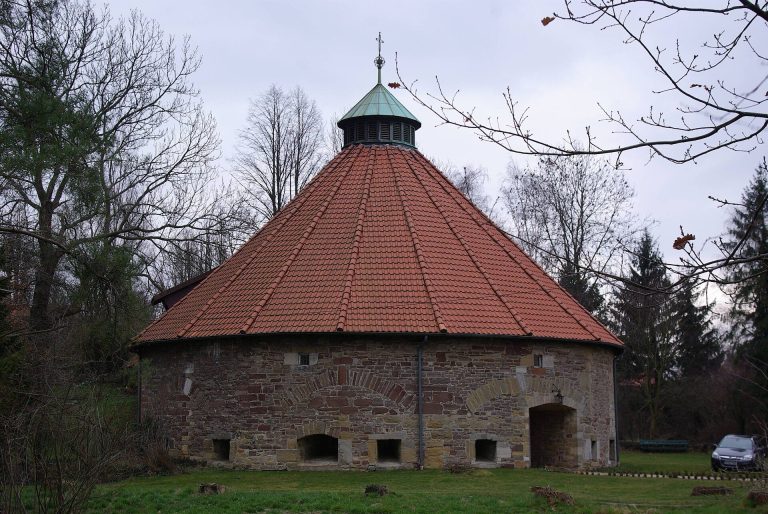 Burg Steinbrück: A Medieval Water Castle and Border Fortress in Germany