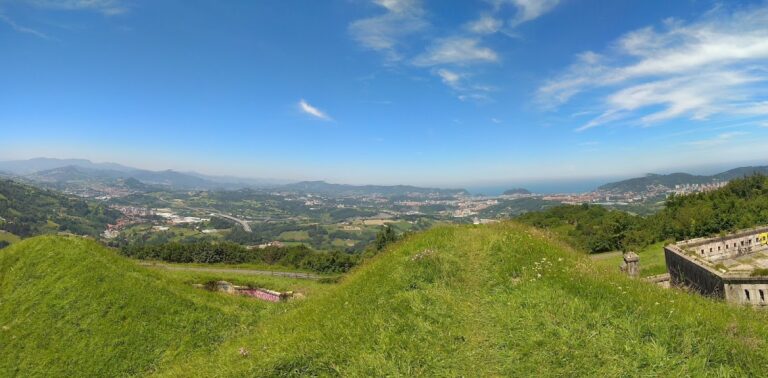 Fortress of Txoritokieta: A Spanish Polygonal Fortification