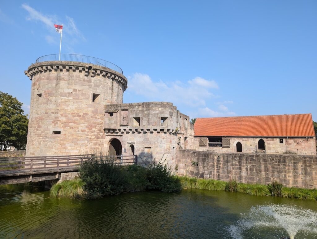 Wasserburg Friedewald: A Ruined Water Castle in Germany 1 Wasserburg Friedewald