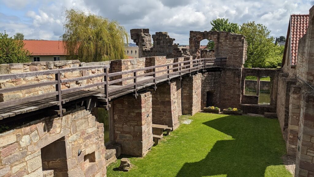 Wasserburg Friedewald: A Ruined Water Castle in Germany 4 Wasserburg Friedewald