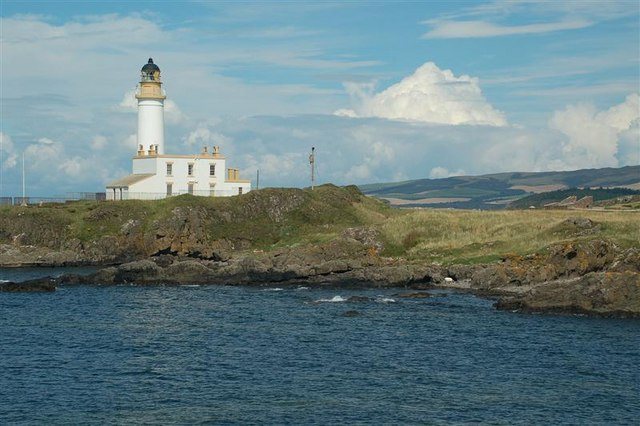 Turnberry Castle: A Medieval Coastal Fortress in Scotland