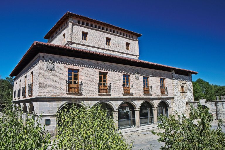 Murga Tower: A Medieval Watchtower and Lineage Residence in Spain