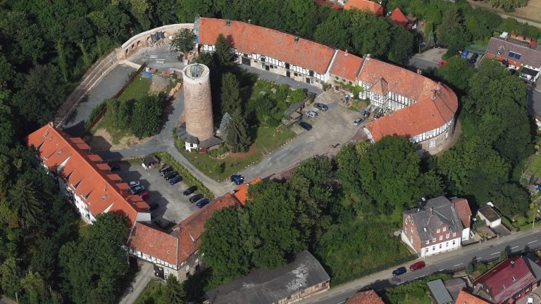 Burgruine Vienenburg: A Noble Hilltop Castle in Germany